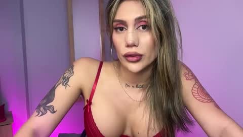 Snapshot of mia_mattel chatting on 05-23-26, 07:56 333 online show from 05-23-26, 07:56