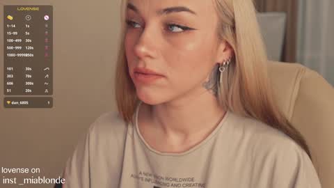 mia_milagros online show from 01-12-25, 03:49
