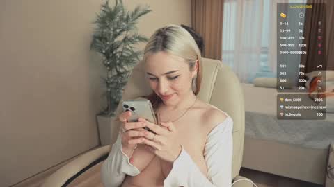 mia_milagros online show from 01-28-25, 11:49
