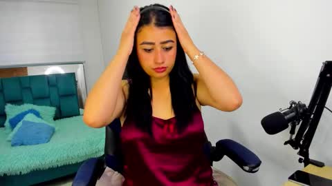 mia_mills777 online show from 09-10-25, 11:32