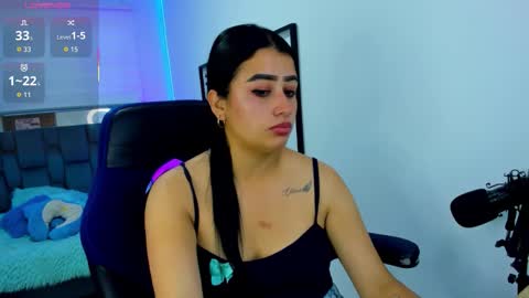 mia_mills777 online show from 09-18-25, 11:23
