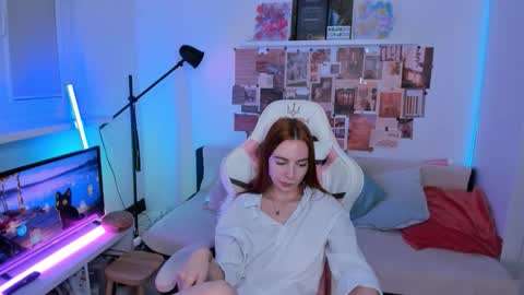 Snapshot of mia_mintz chatting on 03-02-26, 02:25 Mia online show from 03-02-26, 02:25