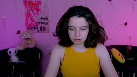 mia_mooon_ online show from 06-02-26, 08:16