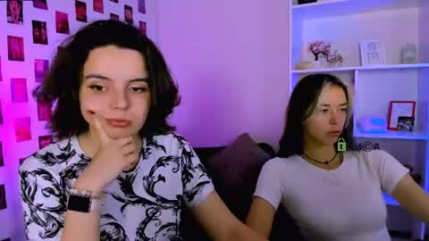 mia_mooon_ online show from 06-17-26, 08:39