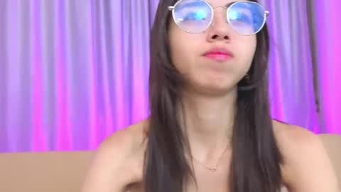 Mia online show from 02-28-26, 12:06