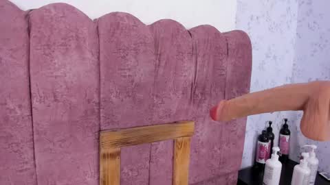 Snapshot of mia_novoa_2 chatting on 05-15-26, 08:05 mia novoa online show from 05-15-26, 08:05