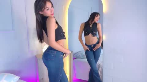 mia_oconner online show from 09-12-25, 08:20