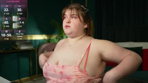 Sweet Mia online show from 05-19-26, 05:52
