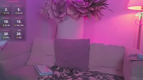 Mia online show from 04-16-26, 11:44