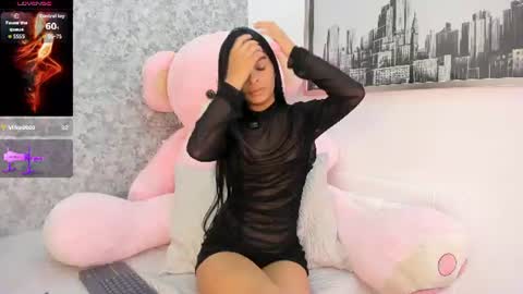 Mia online show from 08-01-26, 02:00