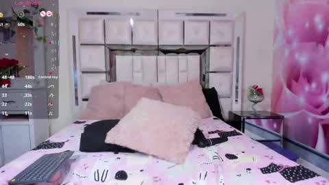 mia_peyton1 online show from 09-09-25, 09:25