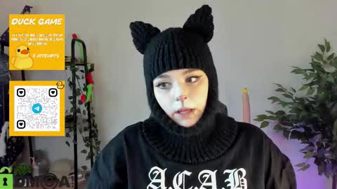 Mia online show from 01-17-26, 01:10