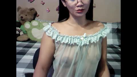 Snapshot of mia_rein chatting on 01-06-25, 01:31 mia_rein online show from 01-06-25, 01:31
