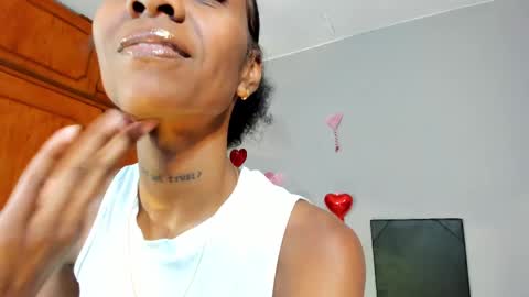 Mia online show from 02-24-25, 08:47