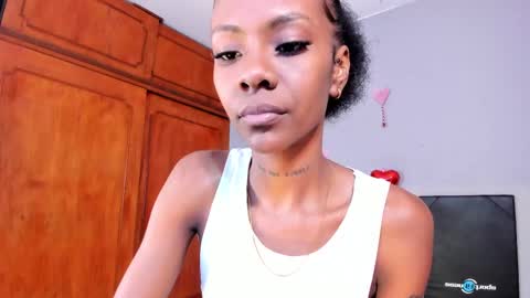 Mia online show from 02-28-25, 02:31
