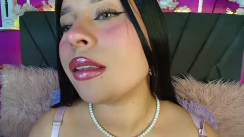 Mia Roux online show from 12-16-24, 10:03