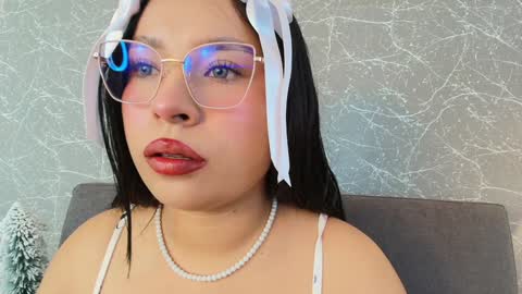 Mia Roux online show from 01-02-25, 06:56