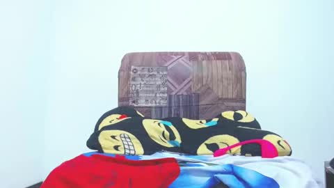 Snapshot of mia_saint20 chatting on 02-18-25, 12:37 Cintia Rodriguez online show from 02-18-25, 12:37