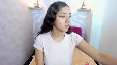 Mia . online show from 05-22-26, 01:06