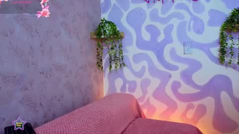 Mia . online show from 06-25-26, 12:42