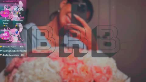 Mia online show from 03-10-25, 06:27