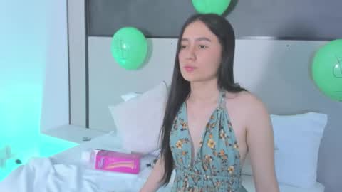 Snapshot of mia_slora chatting on 03-17-26, 12:19 M I A online show from 03-17-26, 12:19