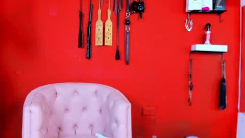 Mia sophiia online show from 12-10-24, 07:37