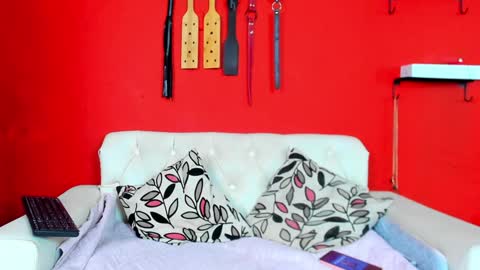 Mia sophiia online show from 01-08-25, 05:05