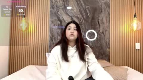 Snapshot of mia_sun14 chatting on 10-21-25, 12:50 MIA  SUN  online show from 10-21-25, 12:50