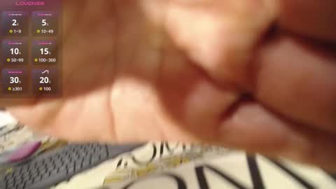 Mia online show from 02-10-26, 10:58