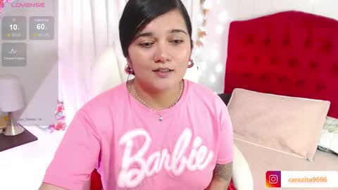 Snapshot of mia_traveluxe chatting on 09-20-25, 02:34 Mia online show from 09-20-25, 02:34