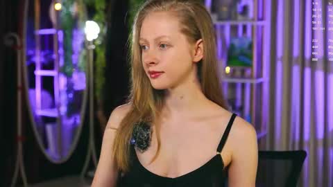 Mia online show from 02-24-26, 04:49