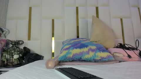 mia_vy online show from 03-23-26, 02:59