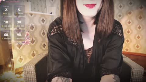 mia_wallase online show from 12-19-24, 05:08