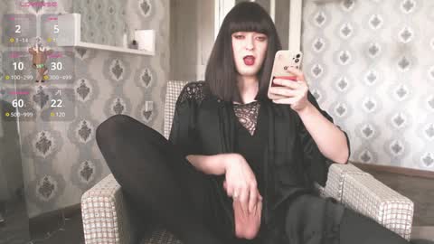 mia_wallase online show from 01-09-25, 10:41