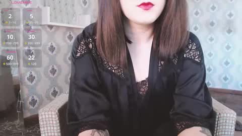 mia_wallase online show from 02-26-25, 07:09