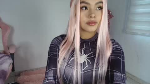 Snapshot of mia_zafir chatting on 05-15-26, 08:16 mia_zafir online show from 05-15-26, 08:16