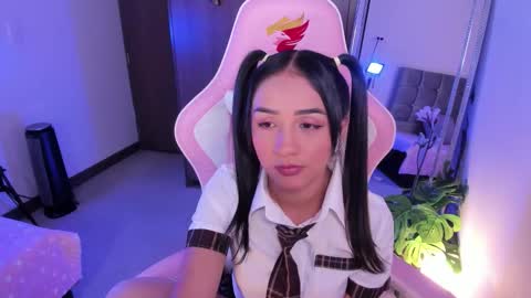 Snapshot of miaa_06 chatting on 10-07-25, 03:14 mia nicolle online show from 10-07-25, 03:14