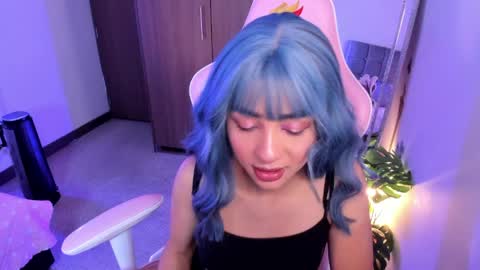 mia  nicolle online show from 04-10-26, 01:44