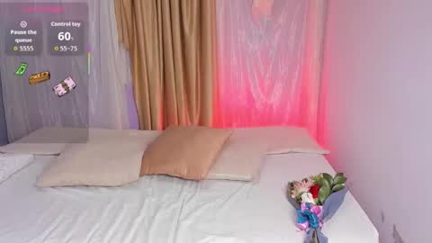 Mia online show from 03-09-26, 03:38