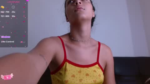 Mia online show from 01-21-25, 11:46