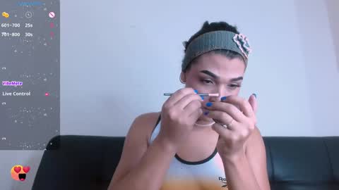 Mia online show from 02-03-25, 02:24