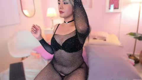 Mia  online show from 02-18-26, 03:35