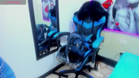       online show from 12-20-25, 02:13