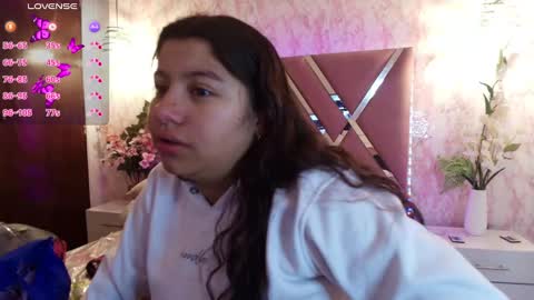 miaa_smiith1 online show from 03-08-25, 12:09