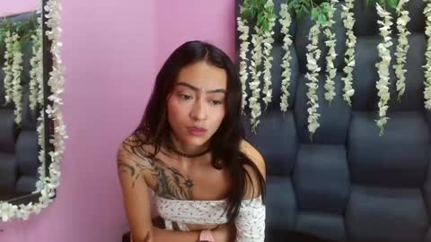 Miaa online show from 03-05-25, 01:42