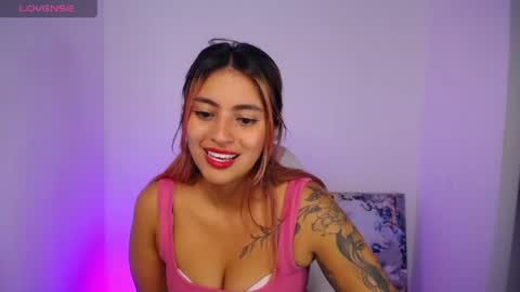 Snapshot of miaaa_mo chatting on 05-15-26, 12:39 Ma online show from 05-15-26, 12:39