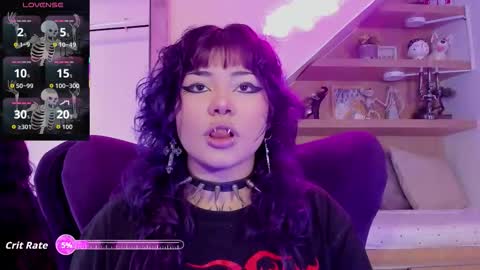 Mia online show from 10-01-25, 04:07