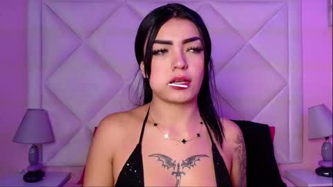 Alexandra online show from 11-22-25, 02:05