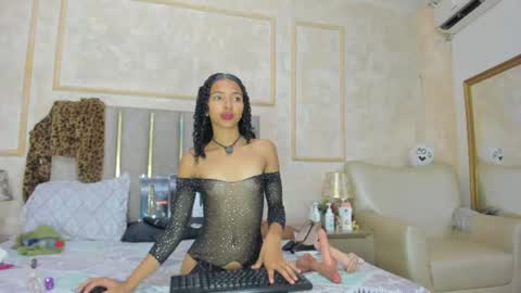 Miaasummer online show from 06-19-26, 11:36